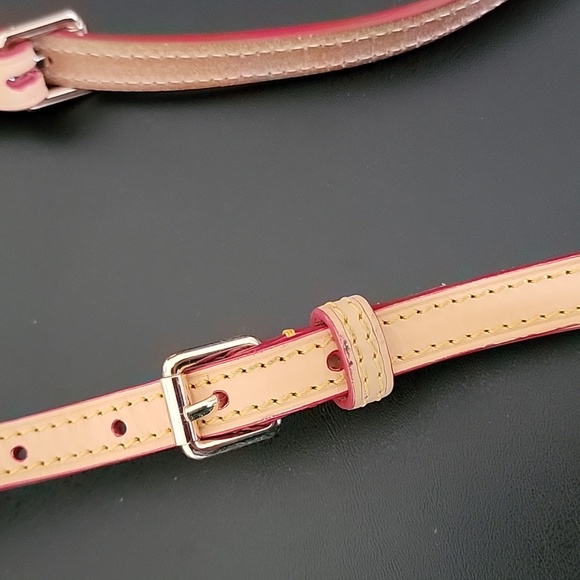 Dooney & Bourke Retro Rainbow Grafica Adjustable Strap Crossbody Bag NWOT - Picture 5 of 16